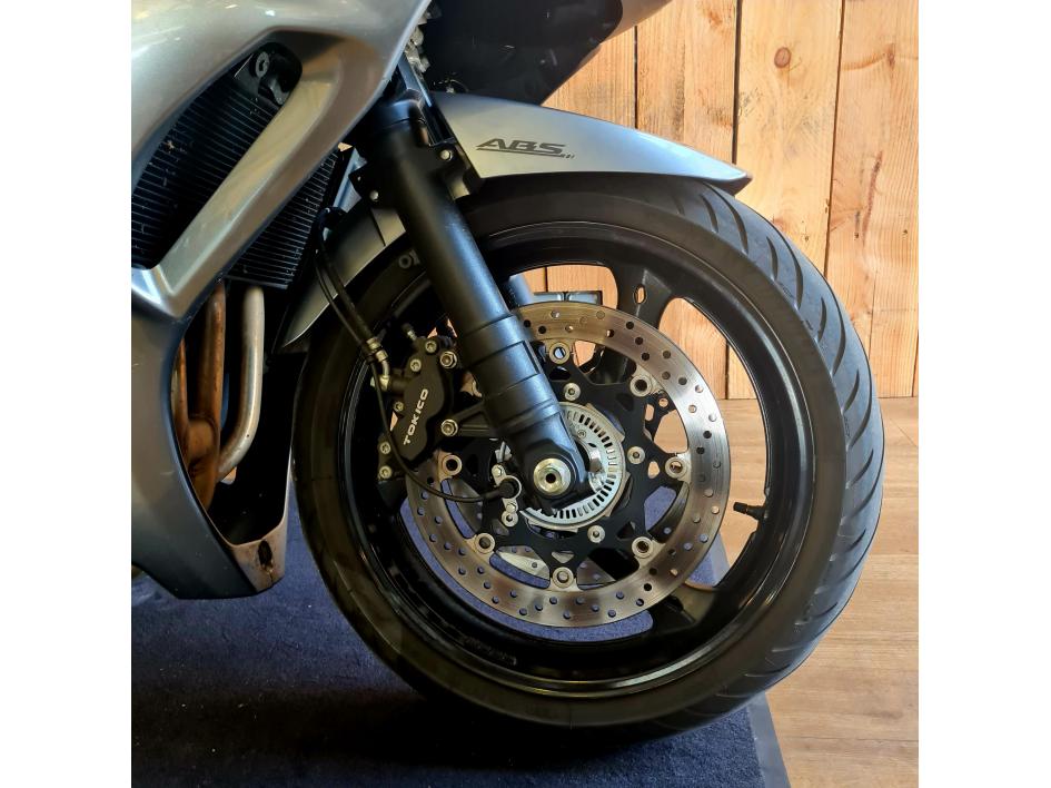 SUZUKI GSX 1250 FA