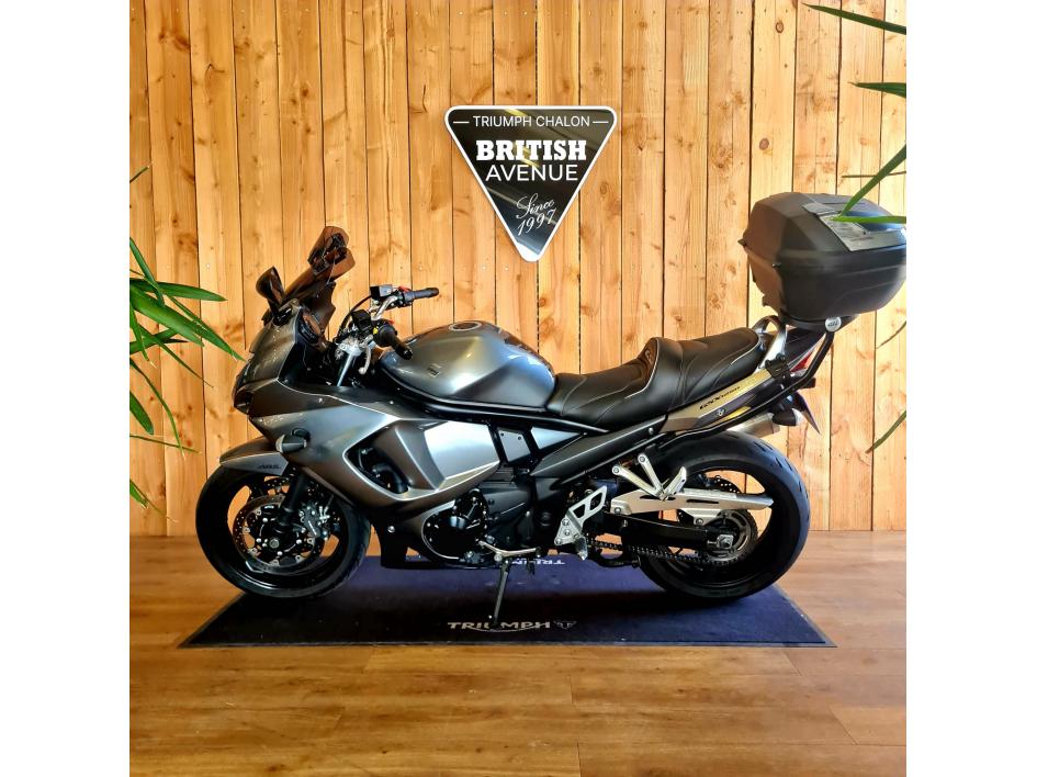 SUZUKI GSX 1250 FA