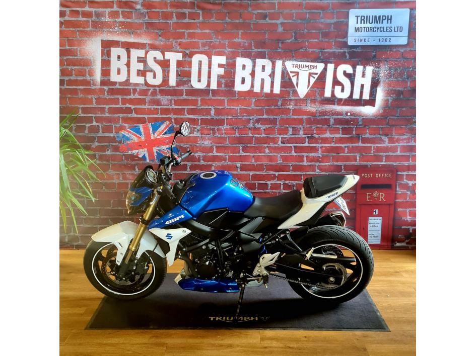 SUZUKI GSX-S 750