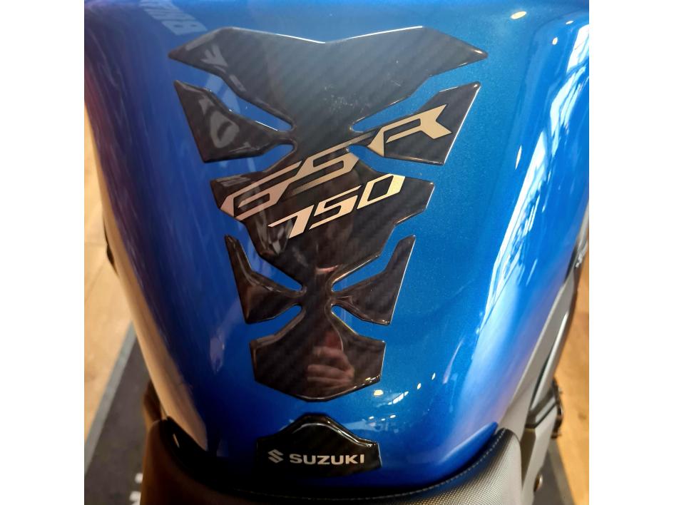 SUZUKI GSX-S 750