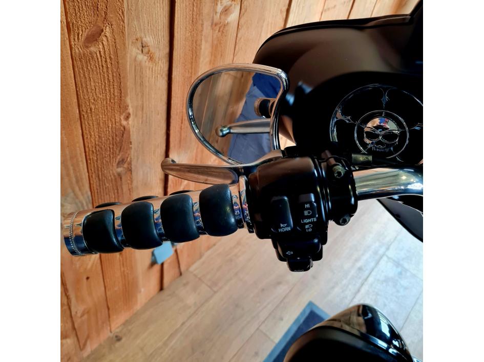 HARLEY-DAVIDSON TOURING ELECTRA GLIDE 1584
