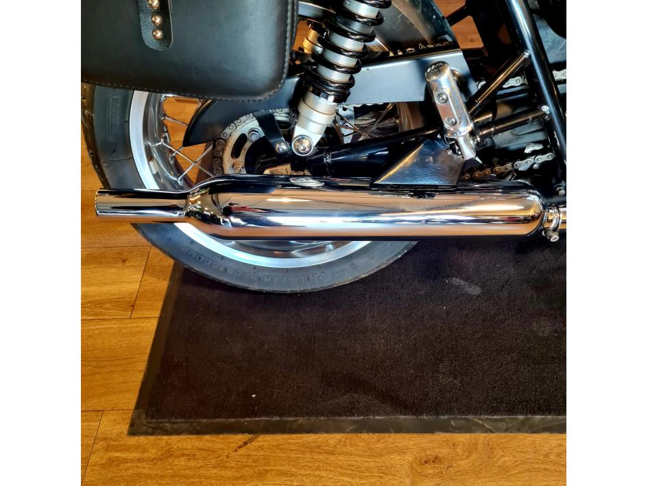 TRIUMPH BONNEVILLE T120