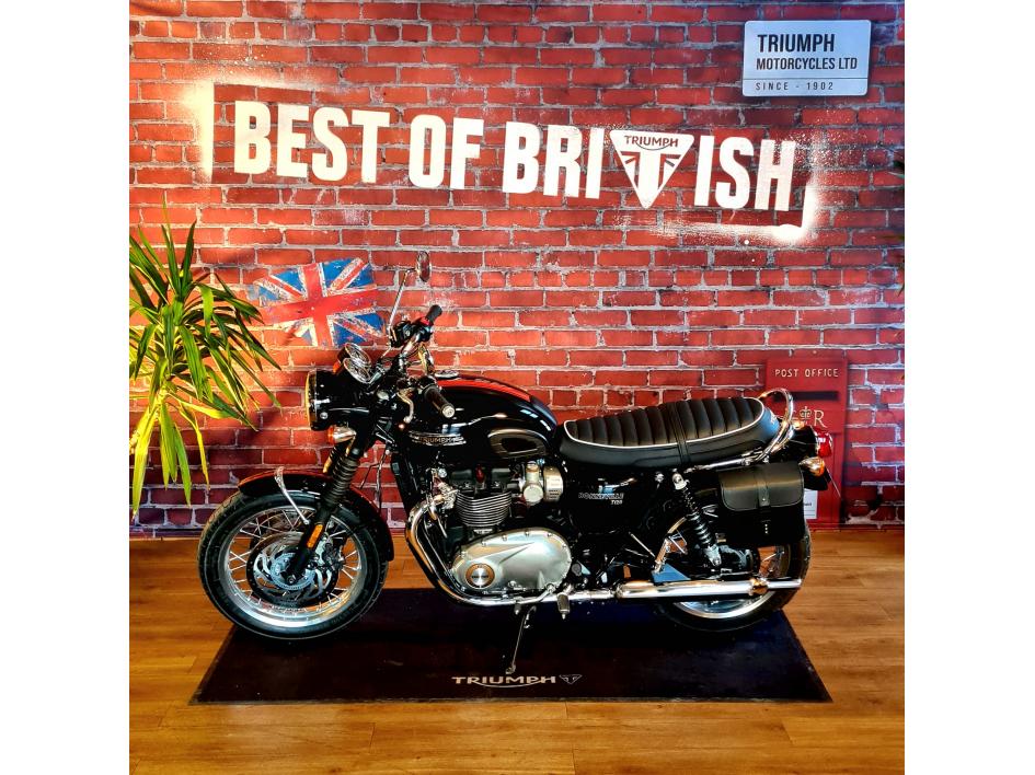 TRIUMPH BONNEVILLE T120