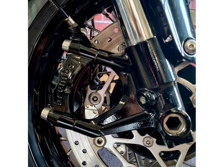 TRIUMPH THRUXTON 1200 RS