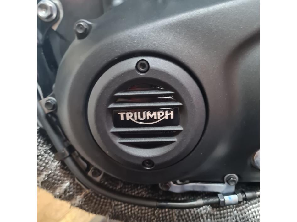 TRIUMPH THRUXTON 1200 RS