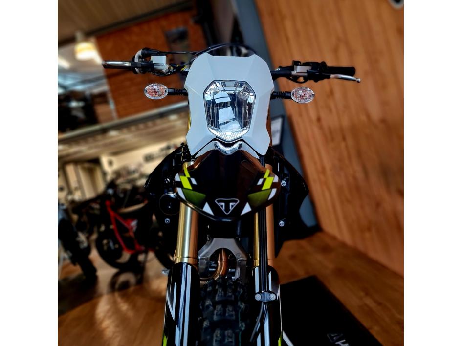 TRIUMPH TF 450-E