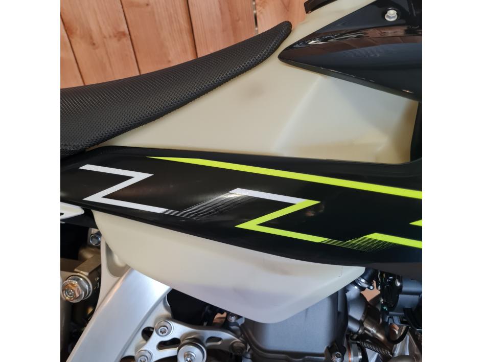 TRIUMPH TF 450-E
