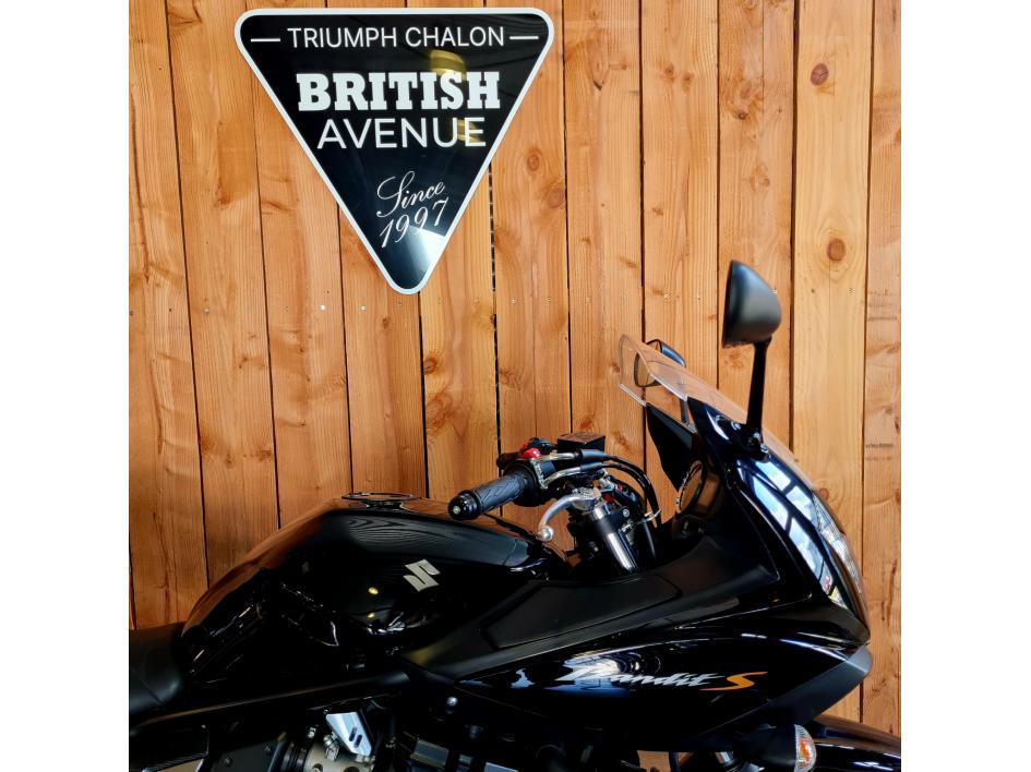 SUZUKI GSF 650 SU BANDIT