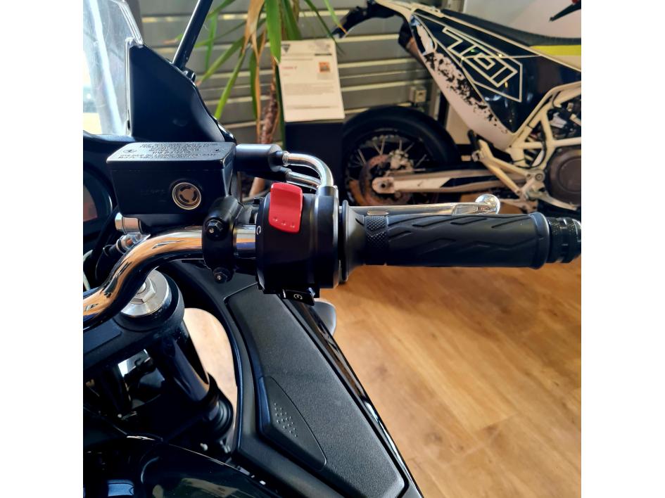SUZUKI GSF 650 SU BANDIT