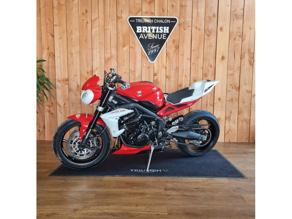 TRIUMPH STREET TRIPLE 675 R (RSV)