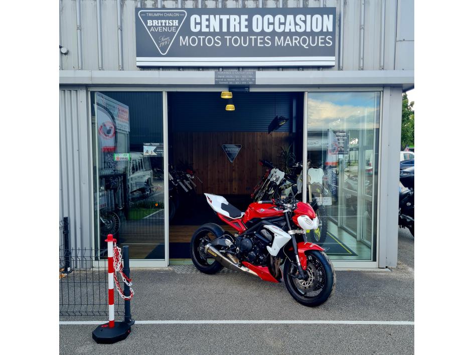 TRIUMPH STREET TRIPLE 675 R (RSV)