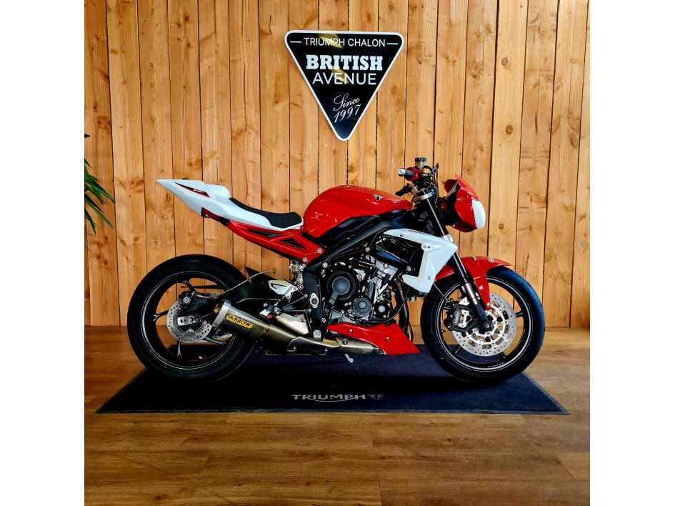 TRIUMPH STREET TRIPLE 675 R (RSV)